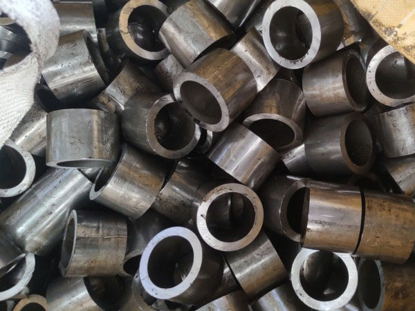 云南切割无缝钢管